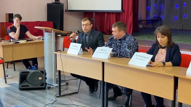 Из рубрики "100 ВОПРОСОВ ПРОФЕССИОНАЛУ" Ростислав Гончаров 2 часть смотреть онлайн