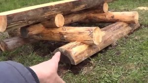 Стол из мощных бревен. Сборка и установка.