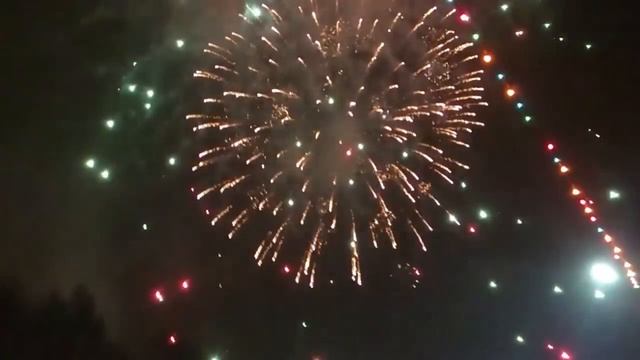 Салют на НОВЫЙ ГОД 2013 HD город Ковров смотреть онлайн