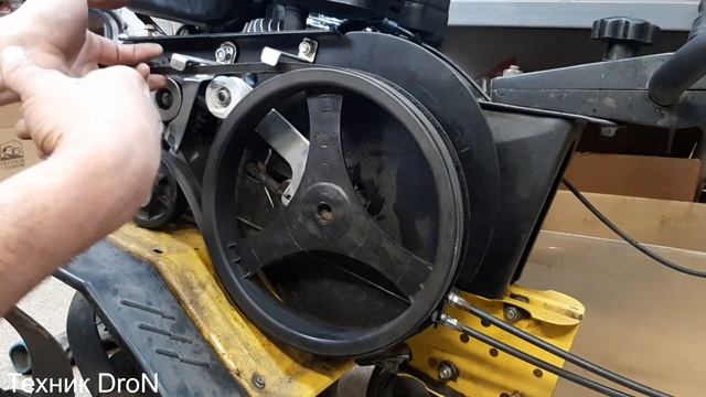 Как поменять двигатель на культиваторе.Правильная регулировка и подборка ремней. смотреть онлайн