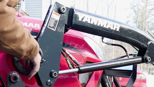 Removing the Front End Loader on my Tractor смотреть онлайн