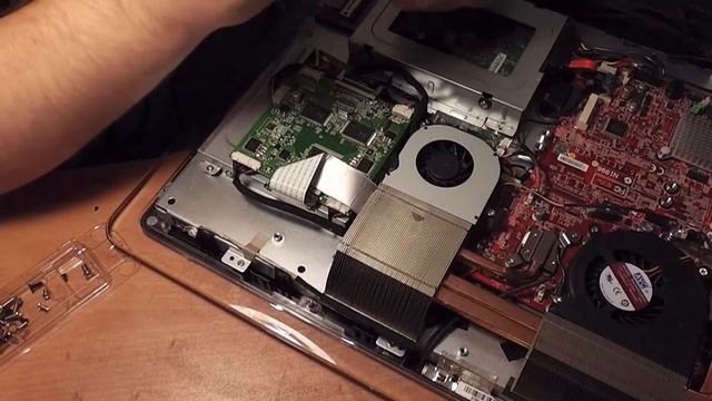 Принесли на ремонт моноблок MSi, не работает привод DVD, поменяли! смотреть онлайн