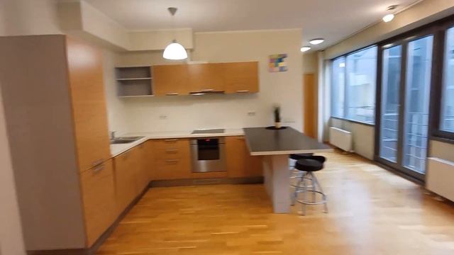 1-bedroom apartment in the Quiet Centre for sale/Квартира в тихой и престижной части Риги смотреть онлайн