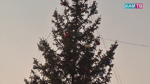 Причиной резкого похолодания могут быть Деды Морозы смотреть онлайн
