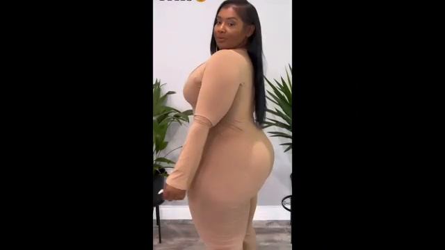 THE BEAUTIFUL OUTFITS OF AN INSTAGRAM PLUS SIZE CURVY MODEL@SOLIDBLUEE/FASHION NOVA/BRAND AMBASSADO смотреть онлайн
