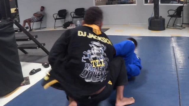 DJ Jackson and Jhonathan Marques Training at Woodland BJJ смотреть онлайн