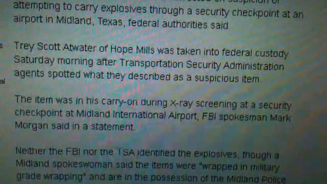 Man Carrying C-4 Explosive Stopped In Texas Airport смотреть онлайн