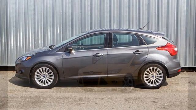2012 Ford Focus Titanium Hatchback Manual