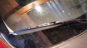 Как самостоятельно поменять дворники на Лада Гранта.