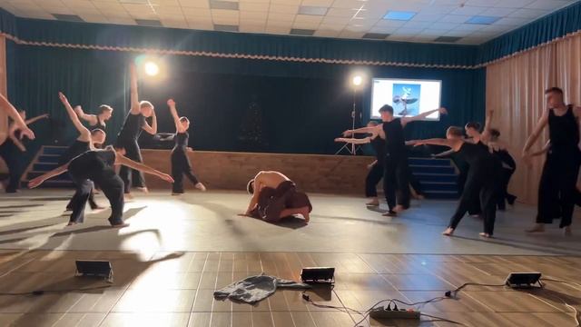 КПТ Наташа Соловьева 4 курс, "Под влиянием" по скульптуре Coderch & Malavia "Liber" смотреть онлайн