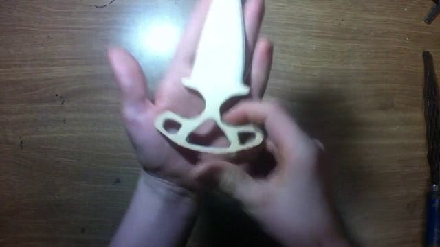 Как сделать нож shadow daggers из CS:GO смотреть онлайн