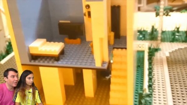 ЛЕГО ПРОТИВ РЕАЛЬНОЙ ЖИЗНИ  ? Тревор Хендерсон В LEGO МИРЕ! Сиреноголовый, Мультяшный кот Валеришка