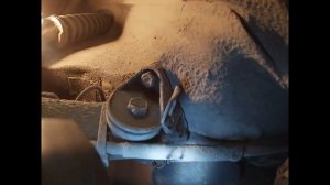 Скрип сзади Лада Гранта I Калина