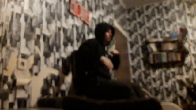 МУЗЫКА ОТ ПАРНЯ С БОЛЕЗНЬЮ ПАРКИНСОНА ПРО ЛЮБОВЬ смотреть онлайн