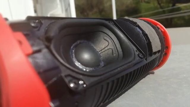 JBL FLIP 5 GG LOW BASS TEST LFM 100%vol смотреть онлайн
