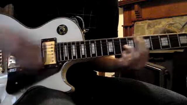 Asking Alexandria - If You Can't Ride Two Horses At Once...You Should Get Out Of The Circus Cover смотреть онлайн