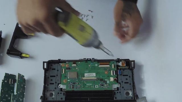 How to disassemble and repair the touchscreen on the Toyota Corolla Fujitsu Ten Entune 2.0 Radio смотреть онлайн