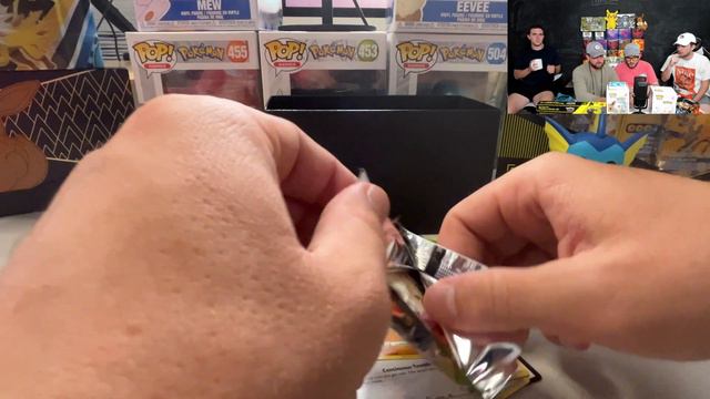 ELECTRIC VIVID VOLTAGE ETB!!!! PIKACHU HUNTING w/ World CHAMP Pokémon TCG trainer!!! смотреть онлайн