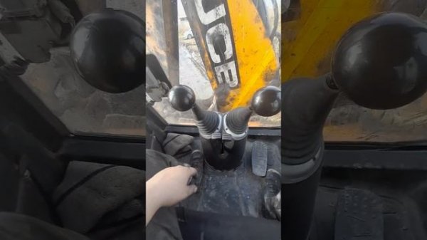 Переделка эксковатора-погрузчика JCB 4CX на плюсовое управление задней стрелой!