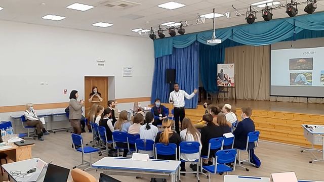 Городская лингвистическая игра на английском языке “Герой моего город- С.У.Ремезов” смотреть онлайн