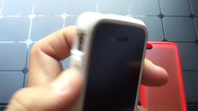 Switcheasy TRIM for the iPhone 4 смотреть онлайн