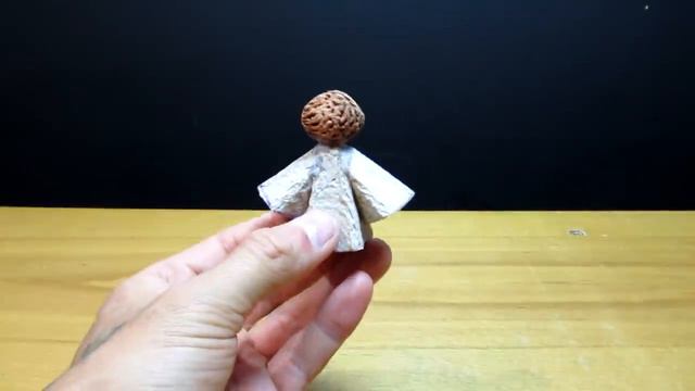 Из лотка для яиц! Такой идеи ещё не было в интернете! Миниатюра. Мастер Йода. Поделки своими руками смотреть онлайн