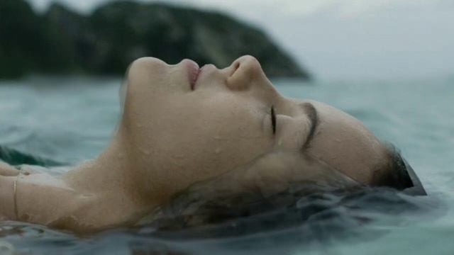 Аль Квотион. Море. Стихи смотреть онлайн