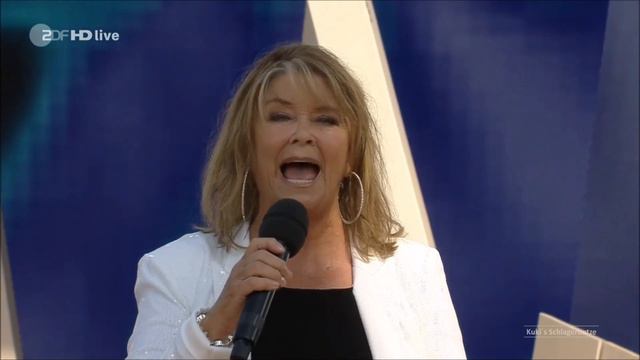 Wencke Myhre & All-Stars - Wir leben (LIVE) (04.09.22 - Fernsehgarten) смотреть онлайн