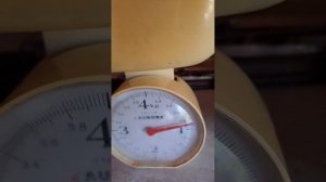 Помидор "Ранняя любовь".Очень вкусный сорт.