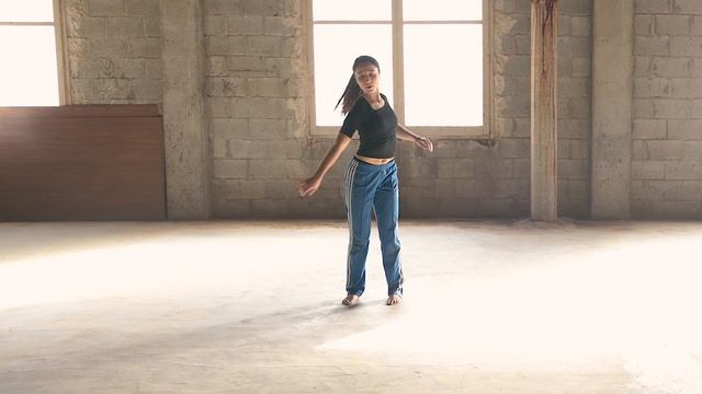 Contemporary solo by Irunur смотреть онлайн