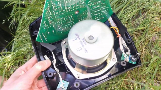 Что внутри сабвуфера от системы JBL CA 91329. МАКРОИНСПЕКЦИЯ НА ПРИРОДЕ. смотреть онлайн