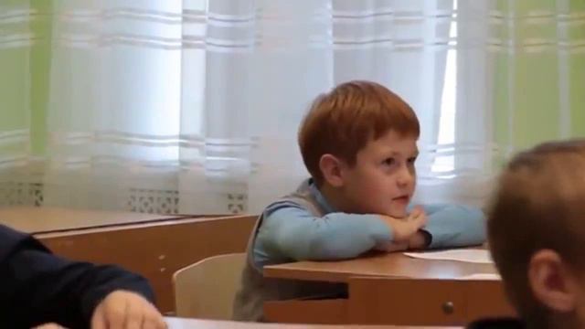 Почему в обычной школе мальчики отстают смотреть онлайн