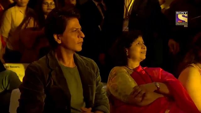 Saki Saki Girl, Nora Fatehi's Sizzling Performance | Umang 2020