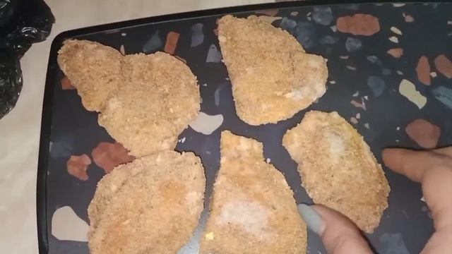 Год назад // Готовлю салат крабовые палочки и шаурму ? смотреть онлайн