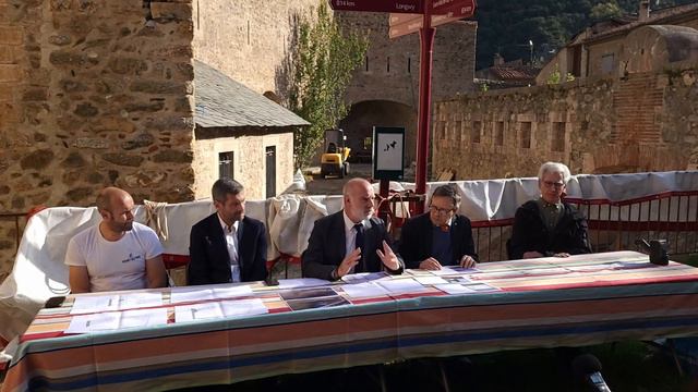 Villefranche de Conflent Les travaux du pont Saint Pierre смотреть онлайн