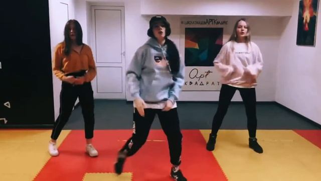 Аня Колоскова-Choreo Hip-Hop Студия танцев АРТ Квадрат смотреть онлайн