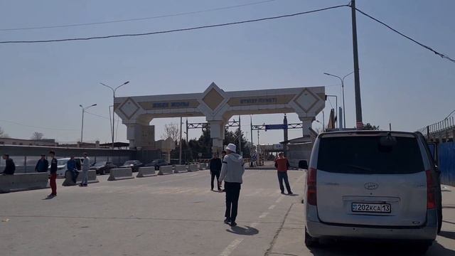 Таможня на на сегодня! Граница 2.04.2022 год!!!Черняевка #Узбекистан #Казахстан смотреть онлайн