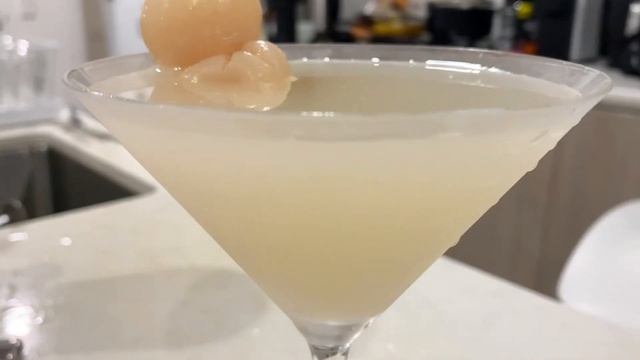 Личи Мартини - коктейль 80-90х. Всего 3 ингредиента ? смотреть онлайн