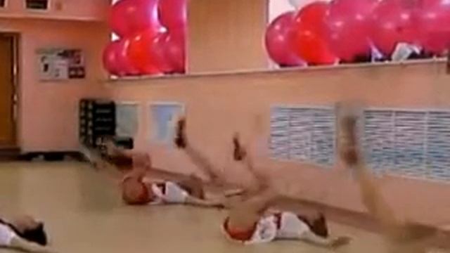 strip dance; танец медсестричек смотреть онлайн