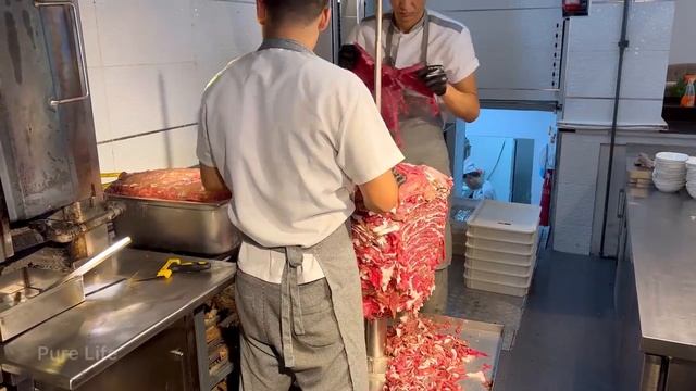 The Largest Shawarma Center _ 150 kg of Meat Every day _ Big donar(720P_HD).mp4 смотреть онлайн