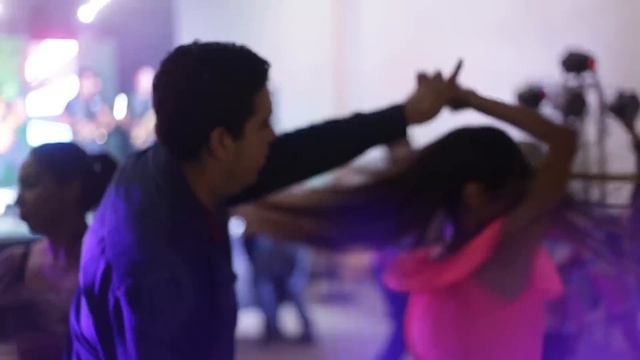 MACARENA HUAPANGO- Grupo Identidad ( Video Oficial ) 2018