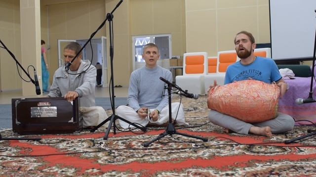 Рагава пандит Киртан 25 05 2016 СВД смотреть онлайн