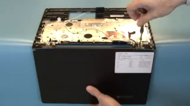 Lenovo ideapad 700 Keyboard Bezel REMOVAL смотреть онлайн