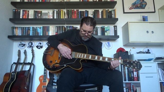 Fake plastic trees (acoustic Radiohead cover) смотреть онлайн