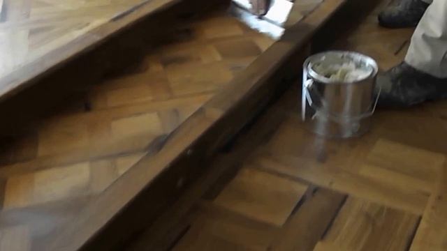 Versailles parquet panels made from old oak recycled, waxed. смотреть онлайн