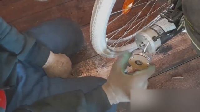 FS 108LA Armed, устранения неполадок левого электро-тормоза! смотреть онлайн