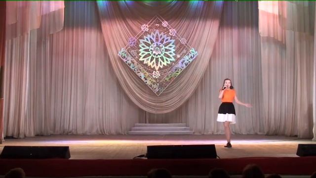 Анна Богатова - "Где то на белом свете" (Автор текста: Дербенев Л. Композитор : Зацепин А.). смотреть онлайн
