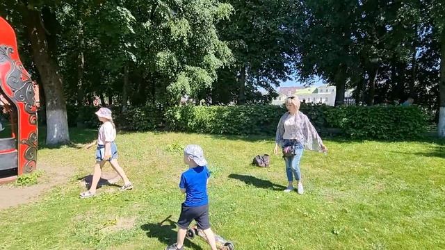 TravelVIOG, Едем в Сергиев Посад на автомобиле из Москвы. Прогулка и обзор Троице-Сергиевой лавры. смотреть онлайн