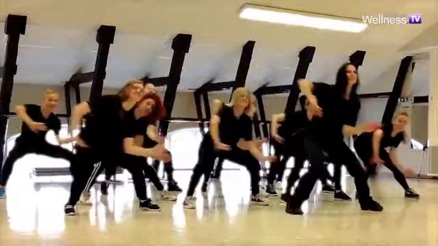 Танец для поднятия настроения смотреть онлайн