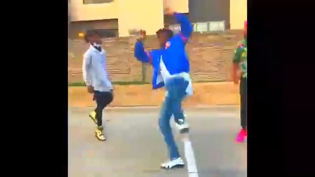 Hood Jamming To Oresuki OP